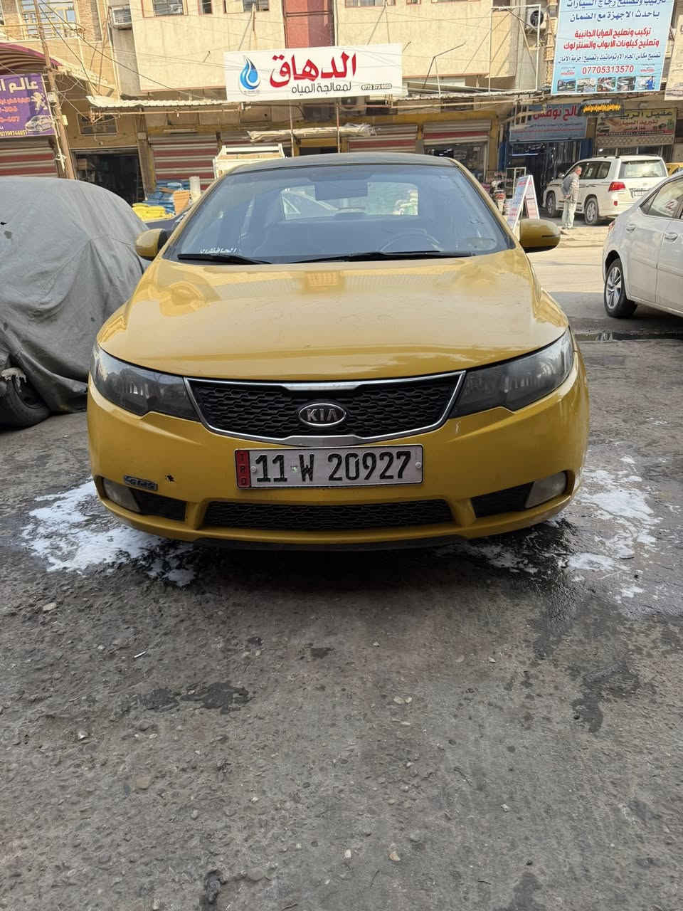 سلام عليكم
كيا فورتي موديل 2013
حادثها باب السايق و الوره السايق 
تخم تاير جديد صدر جديد
كير مكيه جديد كهربائيات ماكو نقص
عنوان كم ساره
سعر 95 بيها مجال شي بصيط
***********
