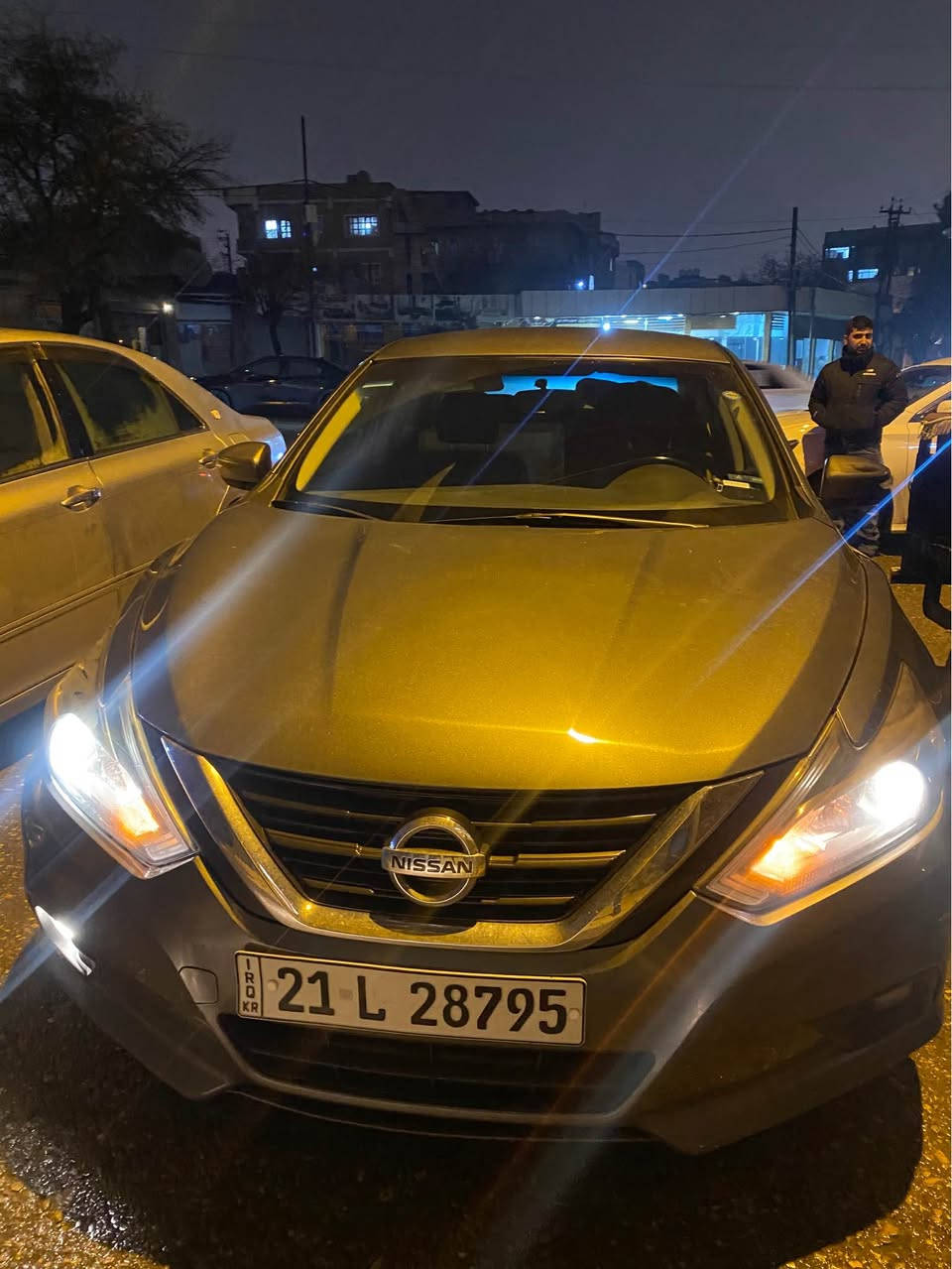 nissan altima 2017 SR
...﷽ 
بۆ فرۆشتن 💎🇯🇵للبیع
نیسان ئاڵتیما بۆ فرۆشتن
ڕەنگ نەوتی  
 ڕەسمی حادیسەکەی دانراوە
گێڕ و مەکینەی بەشەرت تەبرید سارد و گەرم بەشەرت
تەقەو ڕەقەی بەشەرت 
سەیارەکە ماڵی دۆستە
هەموو گیانی لەسەر دەقی شەریکە ماوەتەوە 
یەکدەرگای سایەقی بۆیاخەبێ ناو بەس پەمپە
لەگەل پەلەیە pdr
کاڵبونەوەی نیە 
مواصەفات:
سوکان ڤۆلیۆم
تەحدید سرعە 
شەغال
٧گێڕ
سێ مۆد گێڕ 
ئۆتۆماتیک،عادی،شەفت
شاشە گەورە
بلوتوس 
کارپلەی 
کوشن کارەبا 
کوشن جلد 
کوشن خەت شین
هایدرۆلیکی گێڕی تازەیە
ڕۆنی مەکینەی تازەیە
تەحویل و غەرامەی بەشەرت
ڕەقەم و سەنەوی تا 2029 تازەیە 
سەیارەکە لە سلێمانیە 
مشتەریت تێل بکە لەخزمەتام
*********** 
*********** السليمانية, العراق
