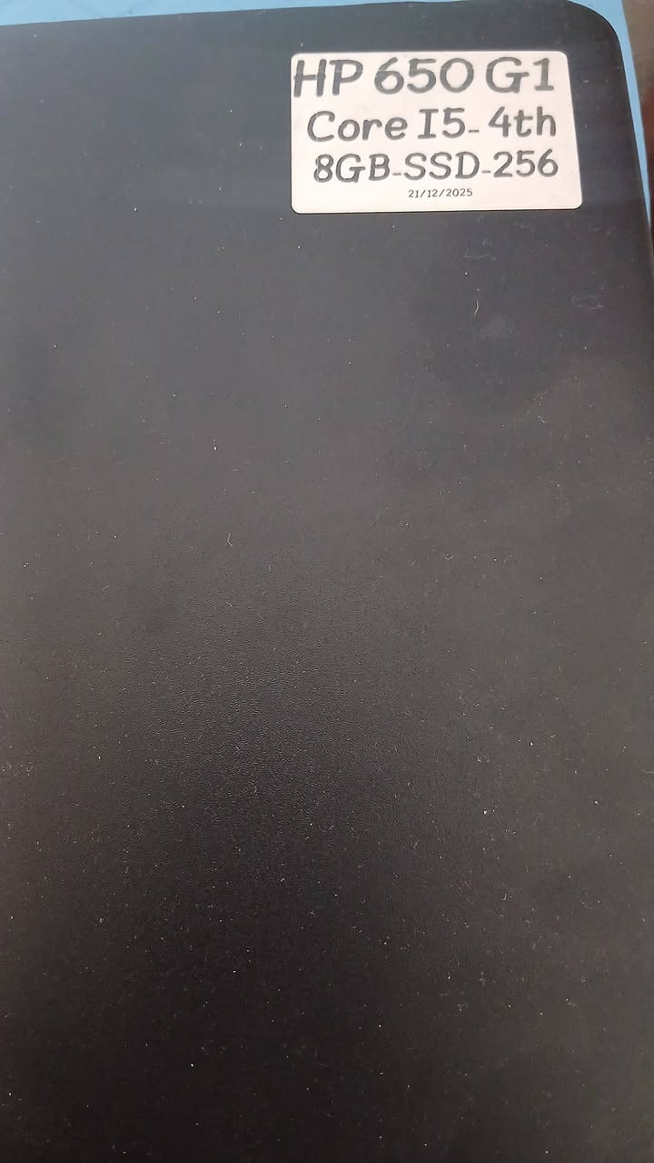 حاسبة للبيع بسعر مناسب، استخدمتها شهر فقط للاستفسار خاص


**إذا كنت صاحب هذا الإعلان وتريد حذفه لأي سبب، رجاءا أرسل رسالة إلى الدعم الفني**