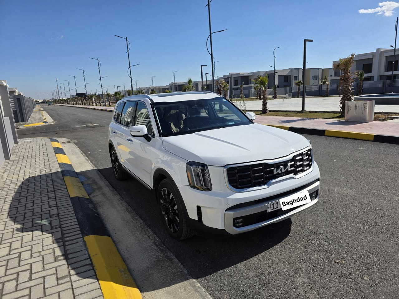 SX Prestige 2024 تيلورايد
مرقم بغداد
ماشية 10.000 mile
- محرك دوش 3.8 - V6
- دفع رباعي
- تبريد أمامي وخلفي والصف الثالث
- مثبت سرعة ومسار ومانع تصادم
- نظام القيادة بالطرق الخارجية
- كشنات جلد تدفئة تبريد أمامي وخلفي
- 11 أيرباك
- 5 كاميرات 360 درجة
- تحذير كاميرا عند الاقتراب من الأجسام والعوارض
- داتا شو
- ويل كب 20
وتفاصيل كلش هواي بعد بيها
سيارة جديدة ونظيفة جدا
حادثها فقط دعامية والأيرباك راجع سستم بلادي شغال 100٪ بوضع الشركة
السيارة بدون صبغ بدون شواصي بدون لغود بدون بارد
باقي السيارة مكفول وموجود تقرير الكارفكس اللي يبين التفاصيل كاملة
السيارة رقم بغداد وباسمي والتحويل ثاني يوم بعد المكاتبة
مغلفة أفلام حماية PPF شفاف

فيديو موجود للسيارة كامل + صور الحادث

أي استفسار رسالة خاص عالفيس
أو الاتصال أو رسالة واتس اب
على الرقم
***********
