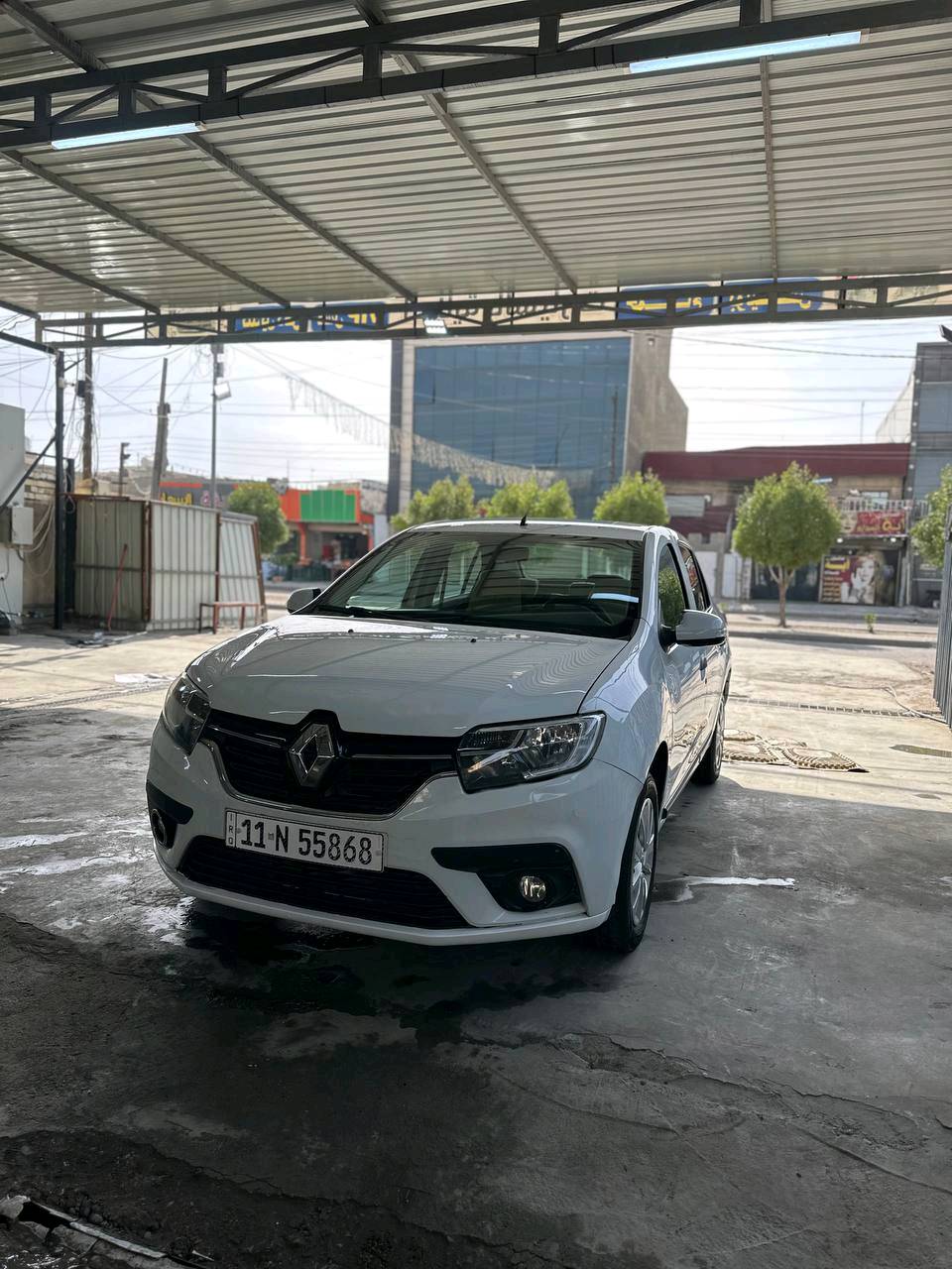 السلام عليكم رينو سمبل ٢٠٢٠ رقم بغداد الجديد هزة جديده سنوية جديدة محرك بالضمان ماشية ١٣١ بيها باب الايمن الامامي صبغ والخلفي بارد وجاملغ امامي جهة السايق بارد كير محرك صدر كهرباء كله مكفول ادامة كاملة السعر ٨٣ مكاني السيدية 
***********