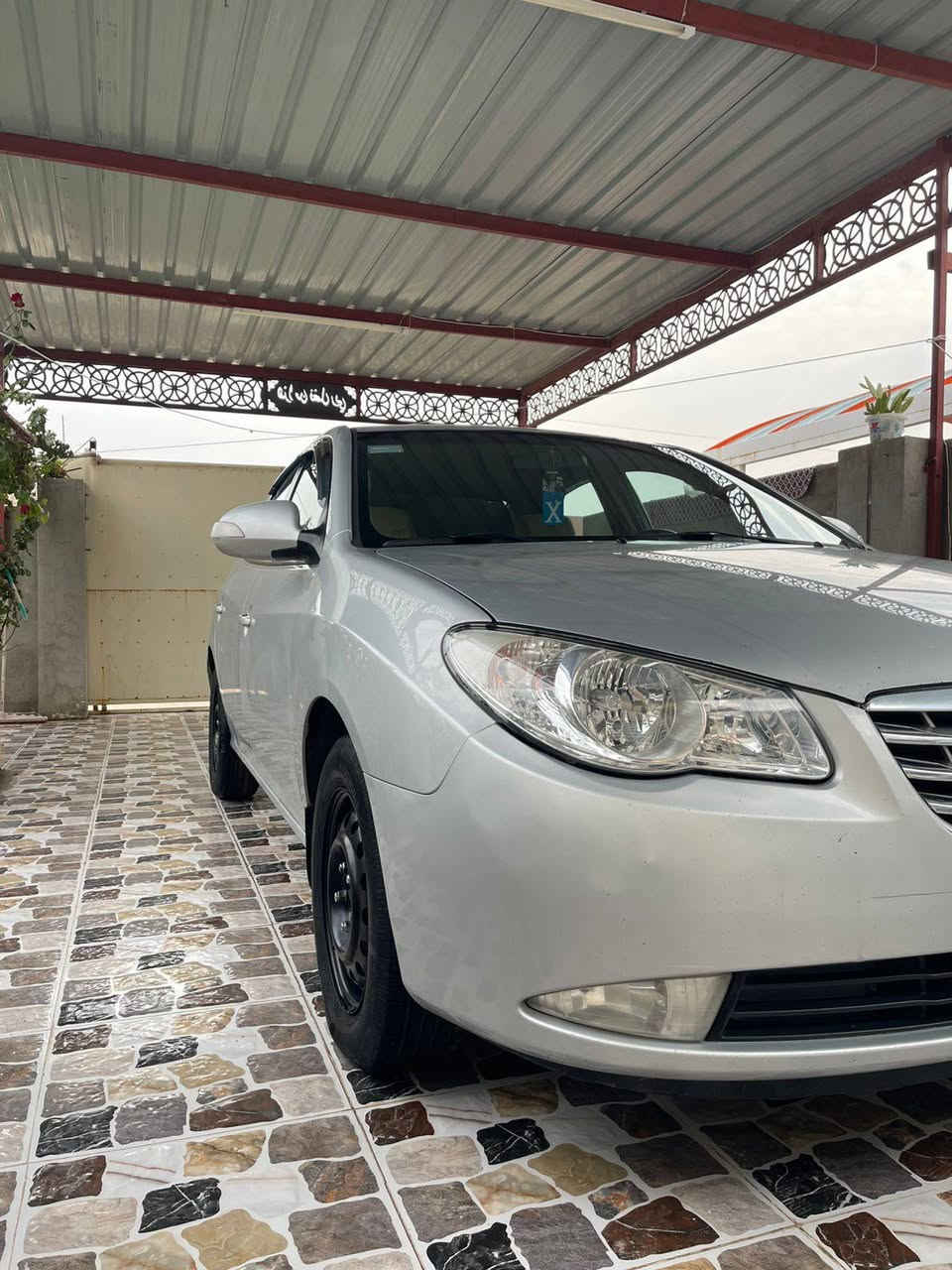 النترا 2010 توماتيك  رقم سنوية جديد بسمي كير محرك شرط بدون ضر بدون تقحيل بيها يم قبغ البنزين اشوية صبغ السعر 113 بيها مجال بسيط الشراي يتصل ***********
