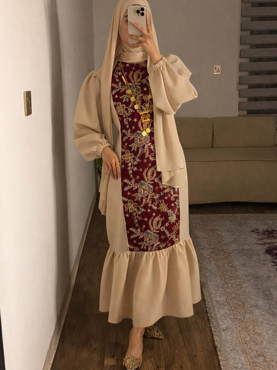 كولكشن رمضان🌙✨
فستان رمضاني تحفة💕

حزام من الخلف 
خامه دابل تركي الاصلي

قياس 38 40 42 44 46 48 
طول كامل 

3 الوان / اسود ابيض بيجي /


**إذا كنت صاحب هذا الإعلان وتريد حذفه لأي سبب، رجاءا أرسل رسالة إلى الدعم الفني**