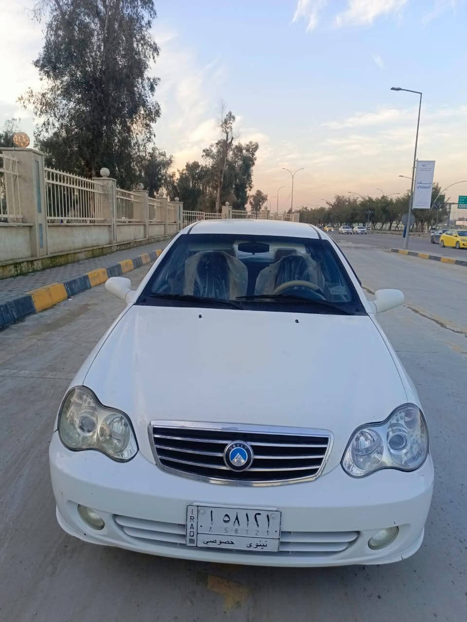 السلام عليكم سي كي للبيع تدفئه تبريد موديل ١٢ 
مابيهاا قطره صبغ محرك اصلي مامفتوح 
كابون بانزين 
تحويل مباشر من شرعي 
ماشيه ١٥٢كيلو متر
سياره جديده وجاهزه ماتصرف عليها كلشي سياره جديده السعر ٦٥ مكلف بل نشر للتواصل معه صاحبه اتصل 
***********
***********
