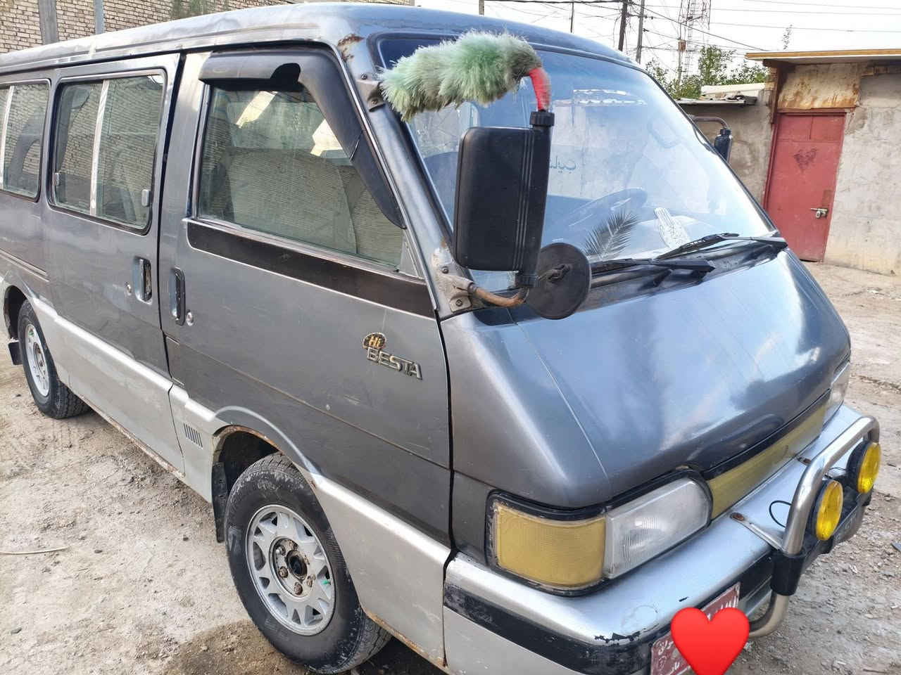 السلام عليكم كيه بسته للبيع 
موديل 1992
رقم أحمر صدامي
السياره نظيفه وجديده كلش
السعر 35وبيهه مجال 
وترهم مراوس بسياره حسب القناعه 
المكان بابل الكفل 
***********
