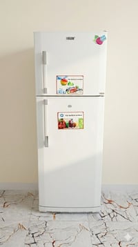 ثلاجة كبيرة • شرط تجميد • شطرة