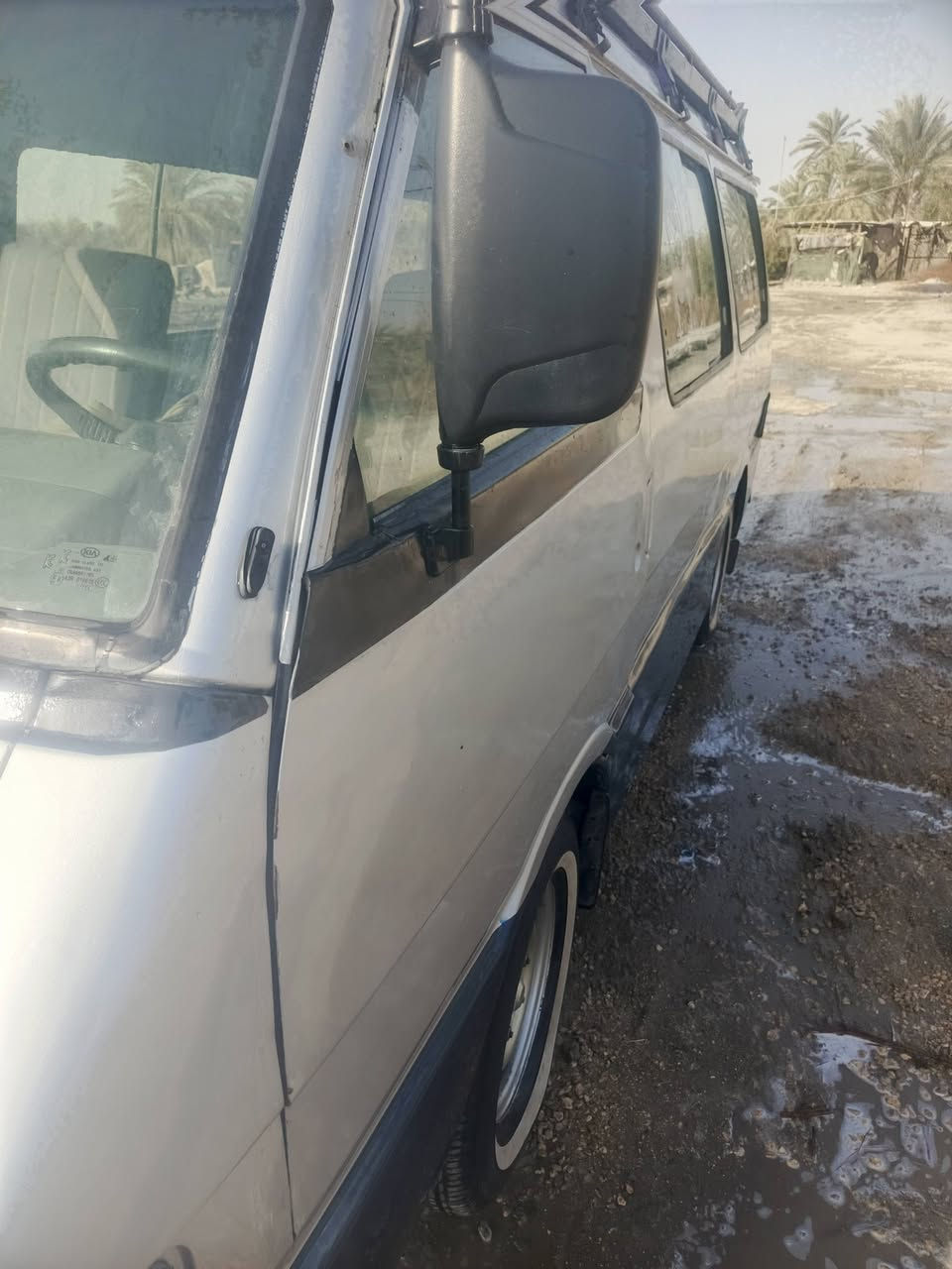 سلام عليكم كيه بسته موديل 92 سياره جديده توه معمره مكينه كير اكسل كفاله سياره بيه شلعه ومعدل تزامط بيه داخل ستاركس تريد تحويل تريد وكاله اني بل خدمه سعره 48 وبيه مجال واذا اكو مراوس بجنبي عالي ناصي موصليه جديده حتلو انطي فرق  مو مشكله مكانه حله السياحي ***********
