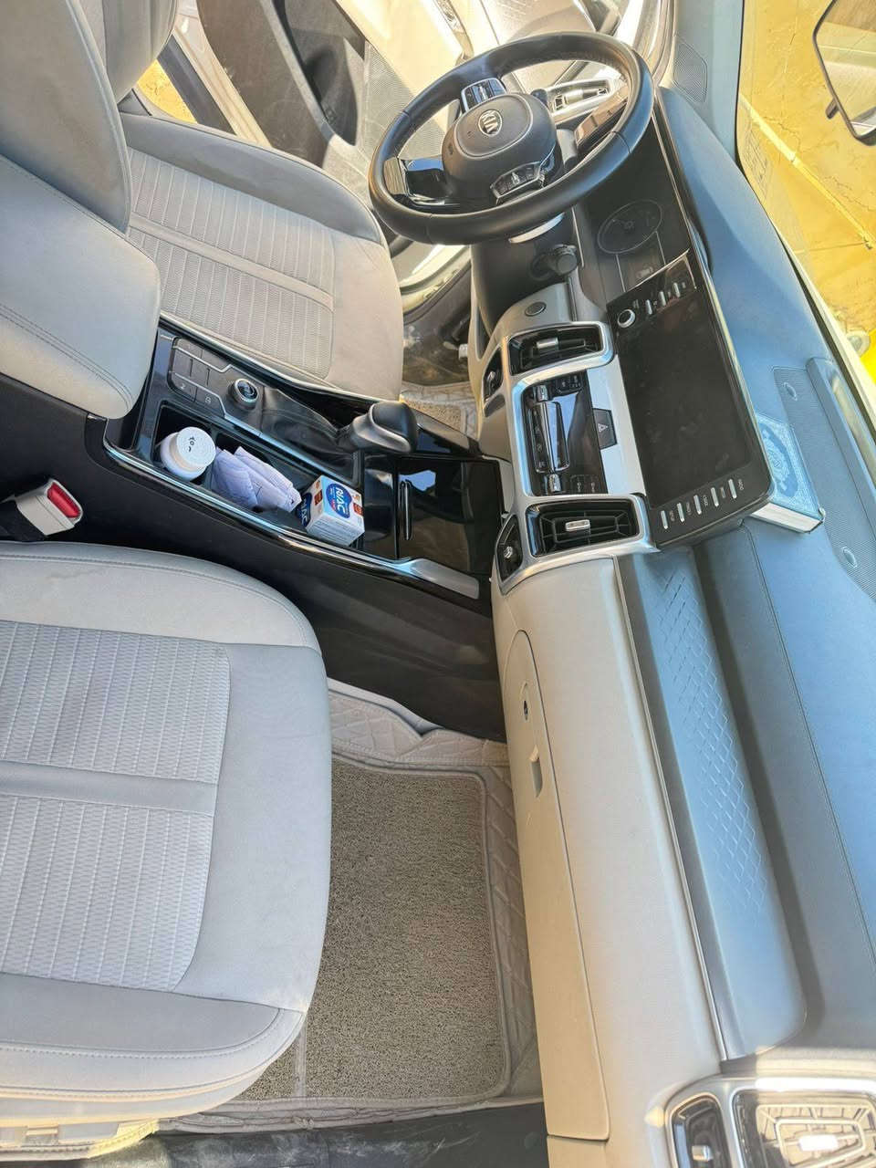 سلام عليكم
للبيع سورنتو موديل 2021 رقم بابل نكليزي الجديد سياره كشنات كرهبائ مري شفط جنطه كرهبائ جي باس كامره  جديده تخم تاير جديد حداديه جديده سياره مكفوله كفاله عامه شرط سونار رقم الهاتف
***********
265 وبيه مجال
