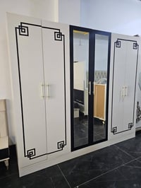 غرفة نوم • جديدة • للبيع