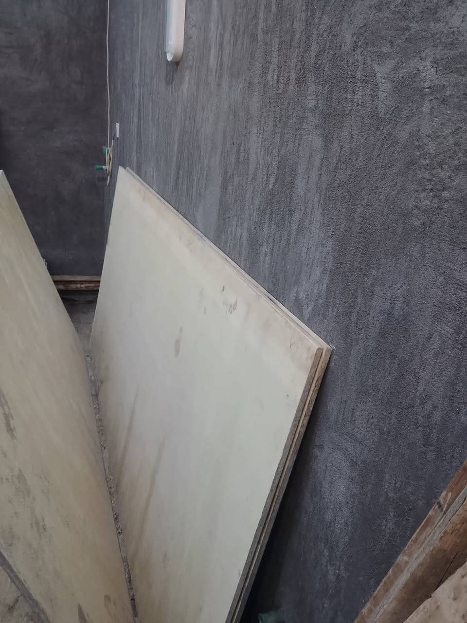 سكله بياض ومساطر المنيوم وبلاويد فايبر كلاص يرهم ميز  سحب ديكور  مكاني الجغيفي الثانيه *********** غير متواجد عالفيس
