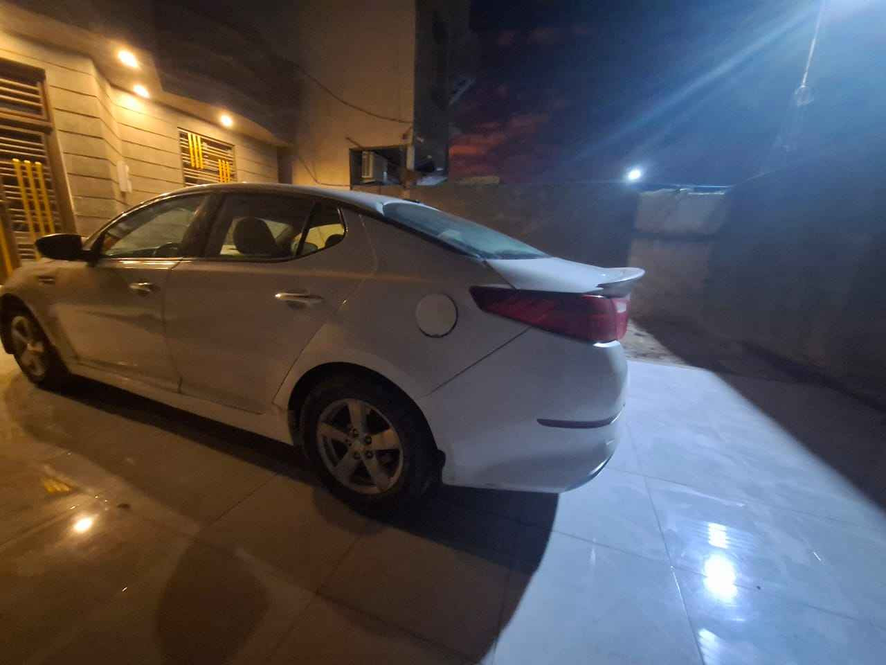 كيا اوبتما موديل ٢٠١٤ وارد امريكي رقم ذي قار حره باسم صديق  سيارة نضيفة ومرتبة ....
السعر قابل للتفاوض
*********** واتساب Singapore
