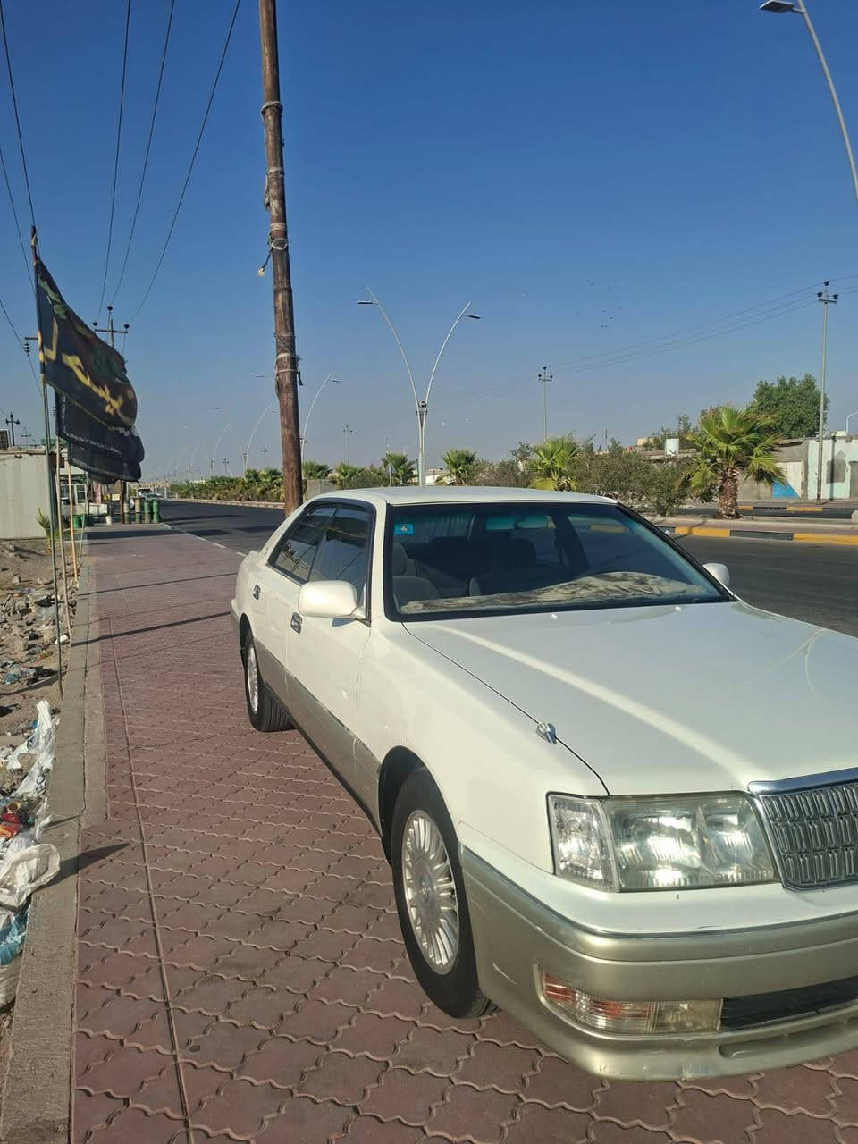 سياره راس الثور موديل 98 رقم بصره بأسمي تحويل ثاني يوم  رقم انكليزي الجديد
حداده توني شادها بلكارتون
تخم تاير جديد… .تبريد شغال ثلج  السياره كفاله عامه من الضربه والصبغ والكص والنقل 

العنوان البصره// الزبير… .رقم الهاتف ‎***********. مكلف بنشر البصرة, العراق

