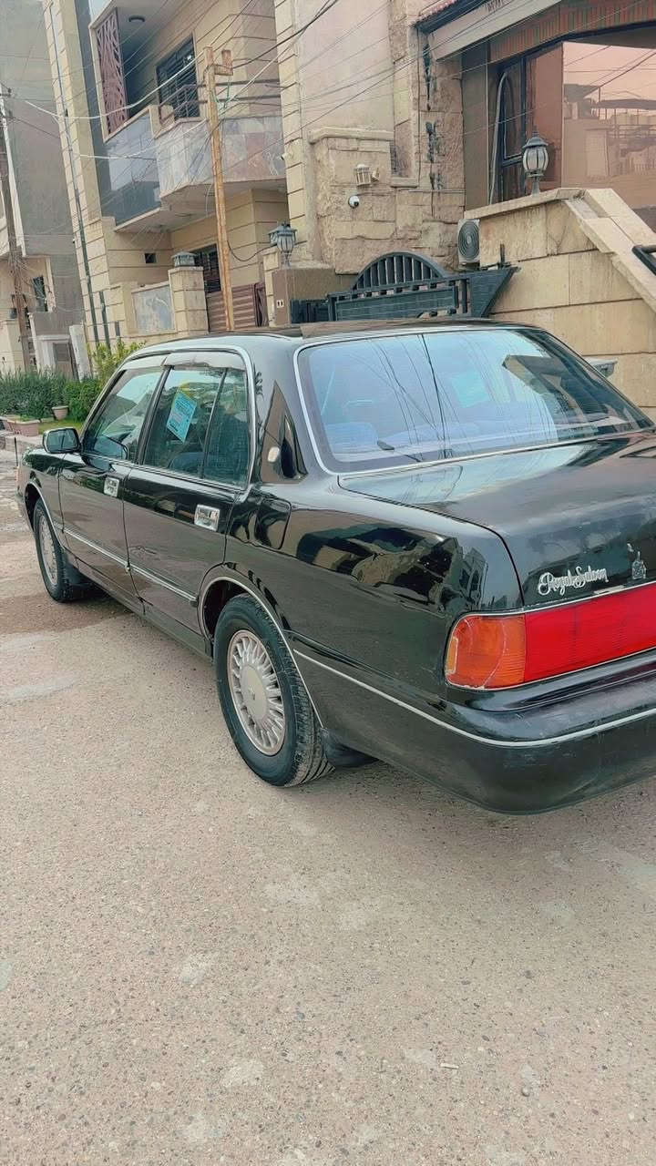 سلام عليكم سياره فول موصفات تبريد خلفي ثلاجه فول مكفوله من ضربه والصبغ والكص تحول ثاني يوم سياره بسمي قطره صبغ مابيه بلاد موديل 93 سعر 75 بيه مجال ***********
