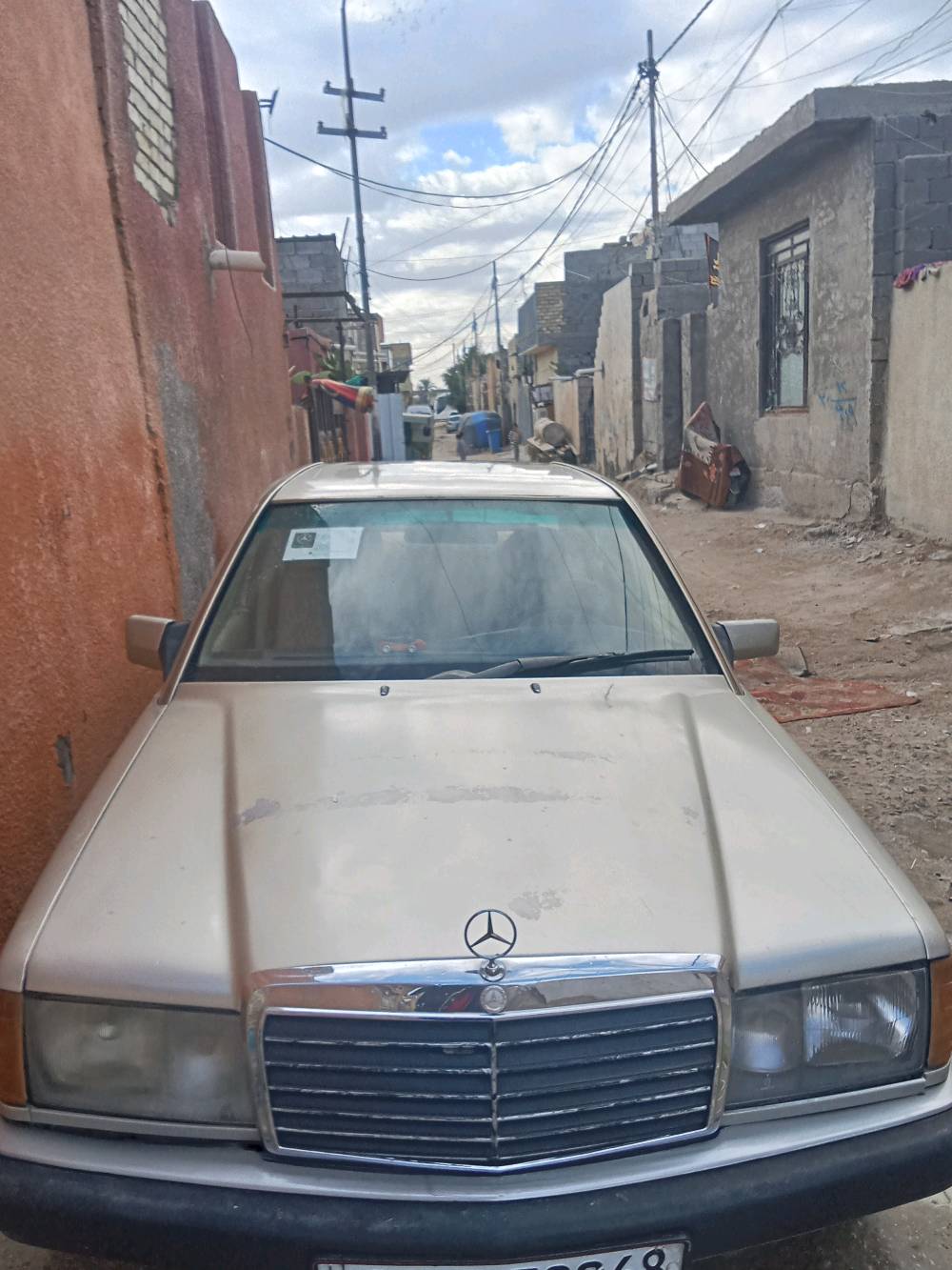 مارسيدس موديل 91 4سلندر كير مكينه بلاد سنويه لل28 بسمي وتبريدهه شغال سلايت عاطل سعرهه 58وبيهه مجال صدر امامي خلفي %80 مصبوغة حزام مكان الشعب سبع قصور 