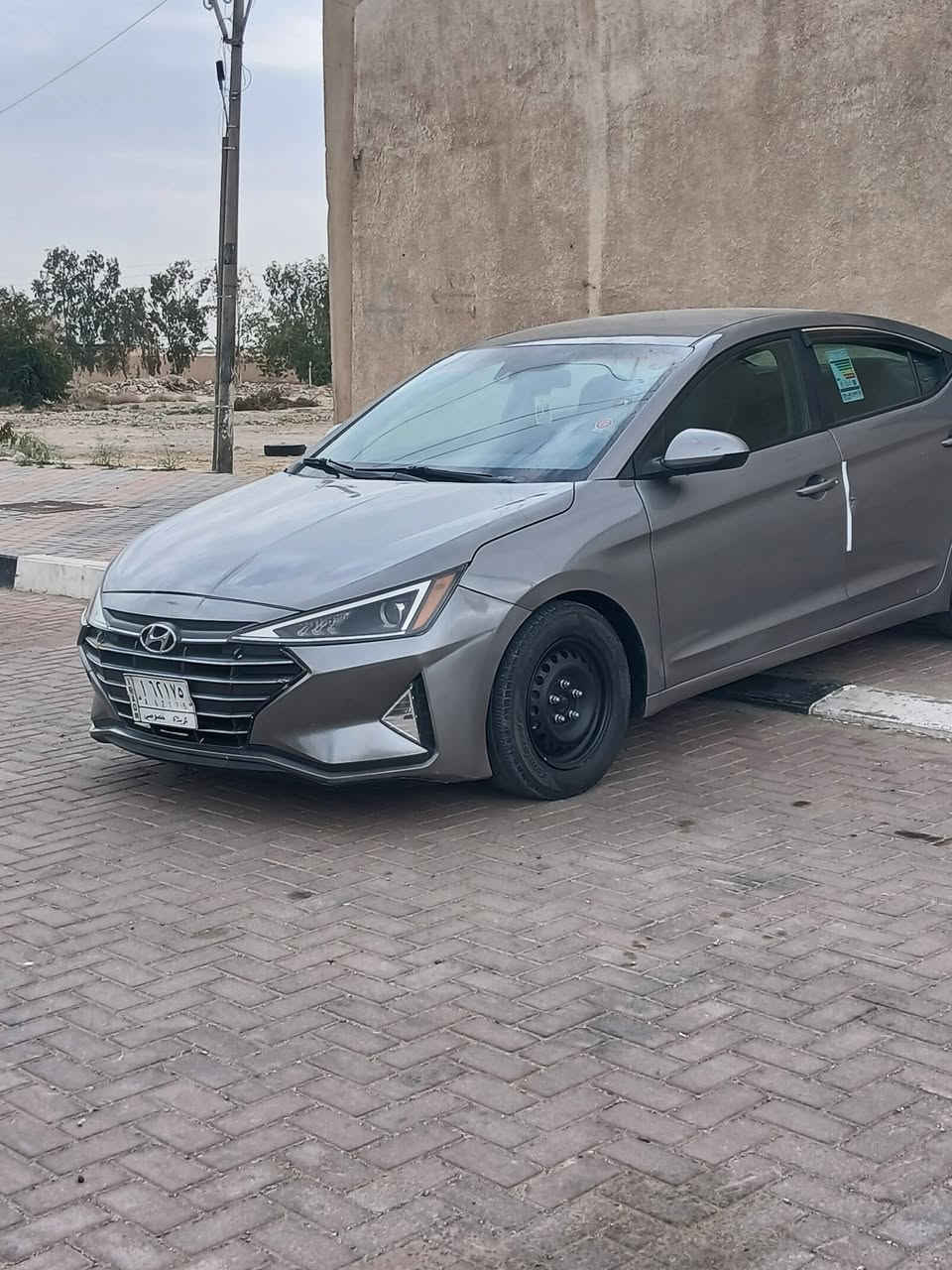 سلام عليكم سياره نوع النتره مديل 2020 امركيه السياره جاهزه كير مكينه حداديه تبريد السياره حله وجديده بيه رشات كلير بدون دواخل السعر 118 وبيه مجال قليل كلش السياره جاهزه للخير العلوان كربلاء رقم الهاتف***********
