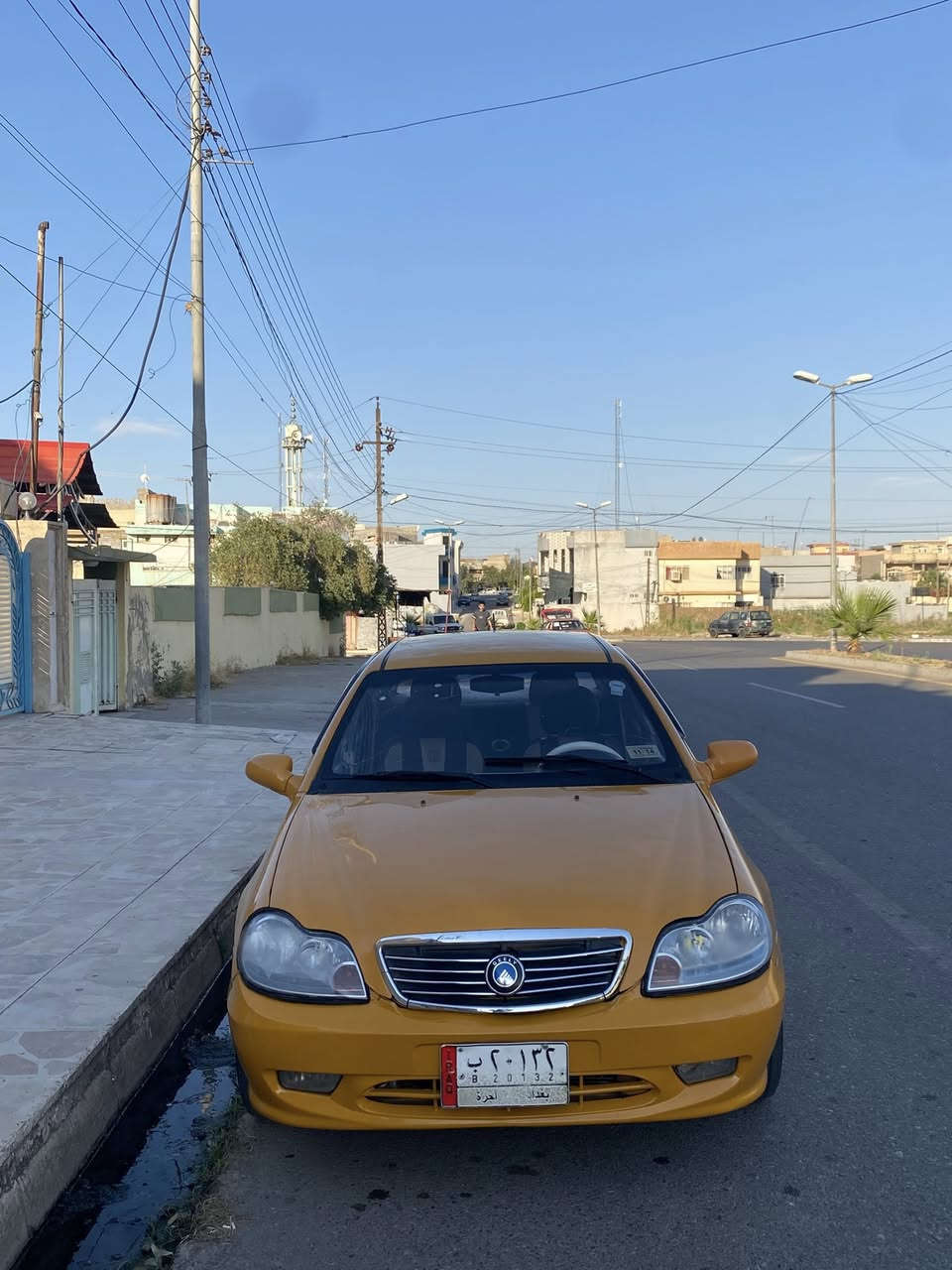 سلام  وعليكم سي كي للبيع  كصه قديمه داخل لونين دوشمه جديدة تبريد  يعوزو غاز طخم جديد ورة كدام صاحبها شرعي ب موصل مكينه كورلا كير شرط مكاني موصل ***********
