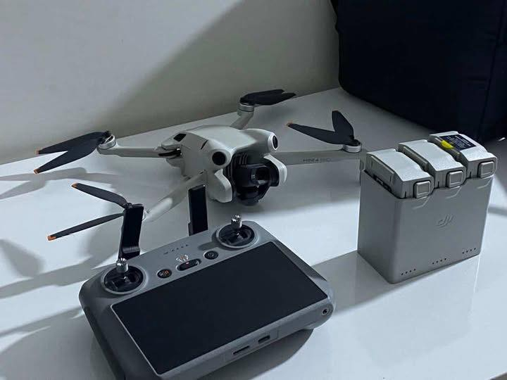 Dji mini 4 نسخة الكومبو
الدرون اخت الجديده ساعات الطيران فقط اربع ساعات مواصفاتها معروفة افضل نسخة هية 
كامل ملحقاتها 
السعر مليون وستمية وخمسين
١٦٥٠


**إذا كنت صاحب هذا الإعلان وتريد حذفه لأي سبب، رجاءا أرسل رسالة إلى الدعم الفني**