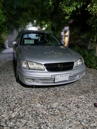 نيسان صني • ٢٠٠٠ • ١٦٠٠ اوتوماتيك