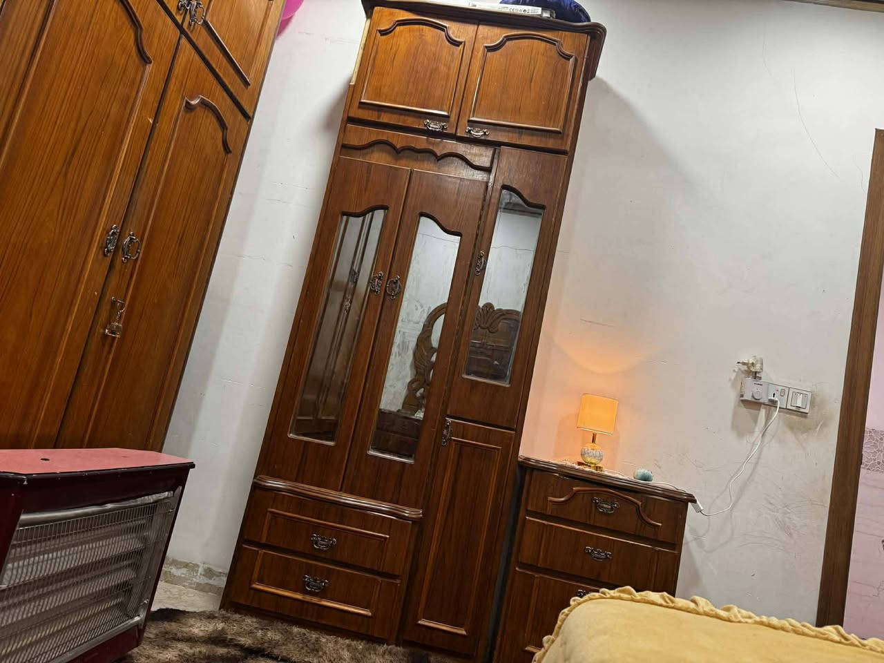 غرفه نوم خشب عراقي ثقيل أصلي نضيف كلش سعرها ٨٠٠ وبيها مجال عنوان المزارع الاولى


**إذا كنت صاحب هذا الإعلان وتريد حذفه لأي سبب، رجاءا أرسل رسالة إلى الدعم الفني**