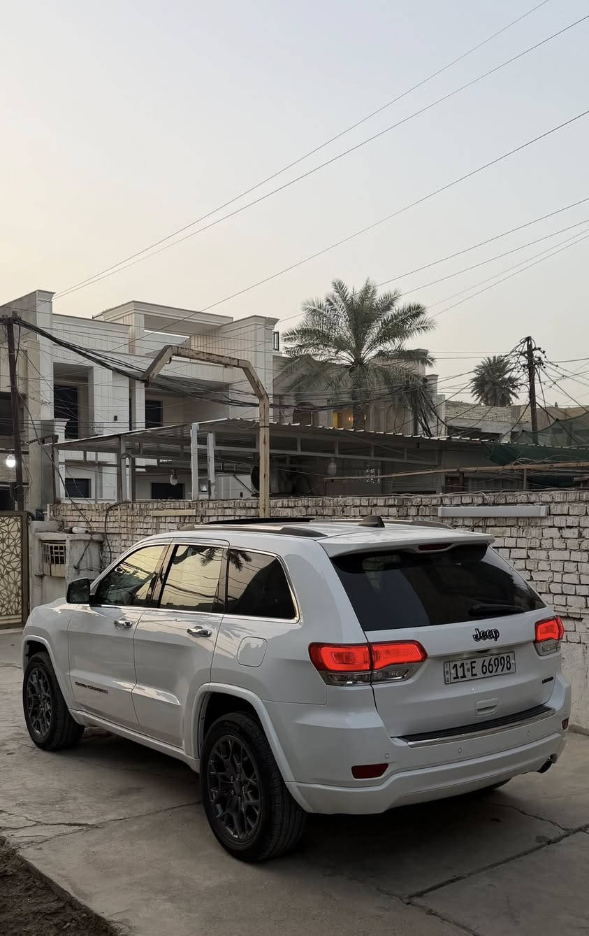 سلام عليكم
موديل 2018  وارد امريكي كلين تايتل كفاله عامه 

جيب كراند شيروكي  لمتدد بلاص داخل كريمي 

ماشيه 63 الف 

سياره بسمي رقم بغداد 

عنواني بغداد الدوره 

***********
