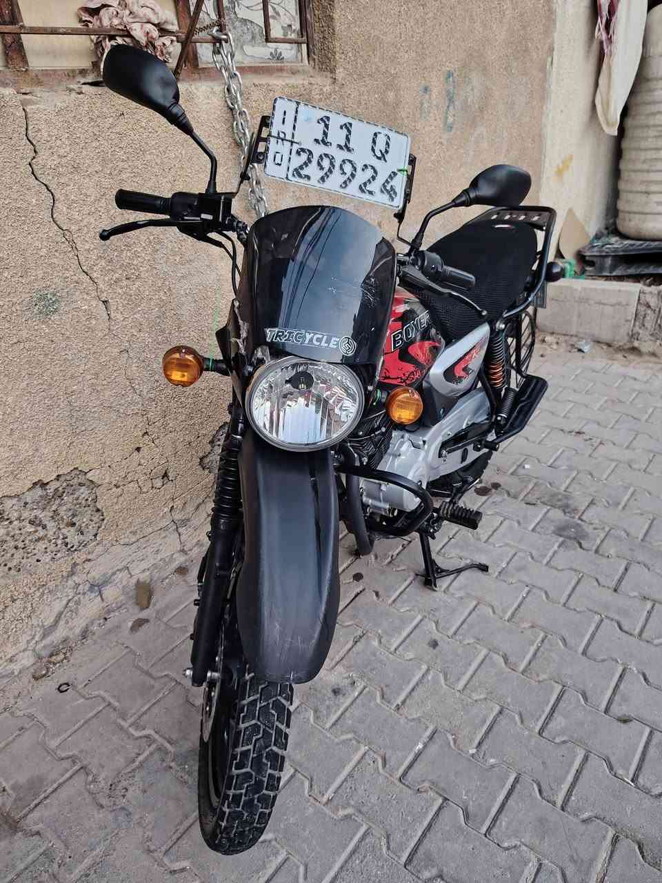 السلام عليكم
دراجه بوكسر موديل ٢٠٢٣  نزلتها بل٢٠٢٥ بشهر ٣
دراجه خير من الله ماشيا 27 الف حقيقي لين كل ١٥٠٠ ابدل دهن دراجه  حلوه كلش الحمدالله ومعتني بيها
رقم سنويه انكليزي بسمي
السعر ٢٦٠٠ مكاني المحموديه
*********** بي وتساب
