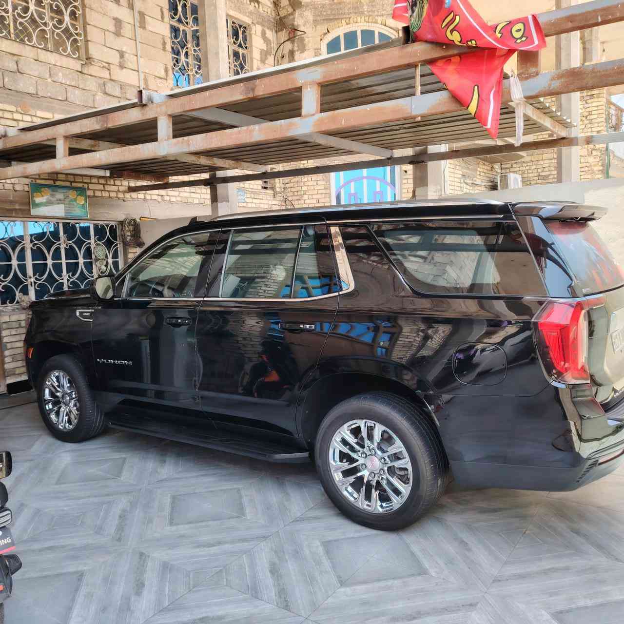 سلام عليكم للبيع يوكن جمسي موصفات SLE مديل 2023 رقم بغداد مشروع وطني باسمي تحويل نفس اليوم ماشيه 50 الف مغلفة نانو بل كامل سياره كفاله 
السعر 490 ورقه وبي مجال مكان سياره بصره رقم الهاتف ***********
