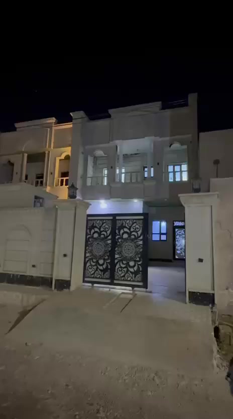 سلام عليكم 
يتوفر دار حديث للايجار 🔥🏠
العنوان 📍 القادسيه خلف مدينة الالعاب دريم لاند 
المساحة : 200م وجه حجر 🔥
متكون من 4 غرفه ومطبخ وصالة 
3مجموعة صحية البيت كلش حديث 
للاستفسار اتصال : 
***********
