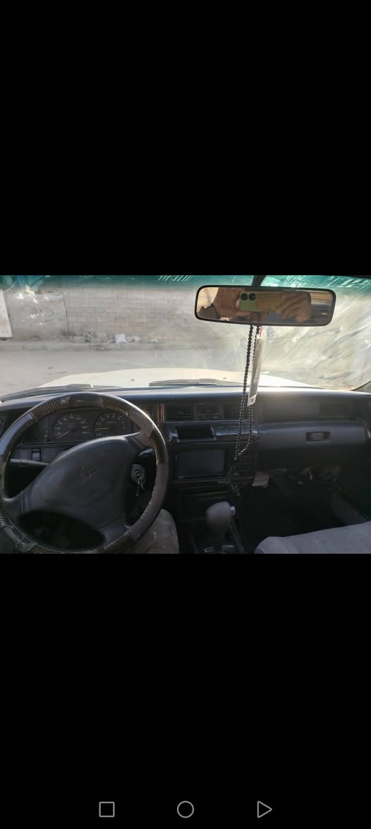 السلام عليكم... أرنب ستيشن ٩٣ انكليزي بصره بأسمي سنويتهه تقريبا لل ٣١ مبدللهه سستم نفس اللون وبيهه خياسات وحاليا بل سمكره والصبغ بيهه نواقص هم للبيع سعرهه ٥٥ وبيهه مجال ميسان المجر الكبير *********** تحسين
