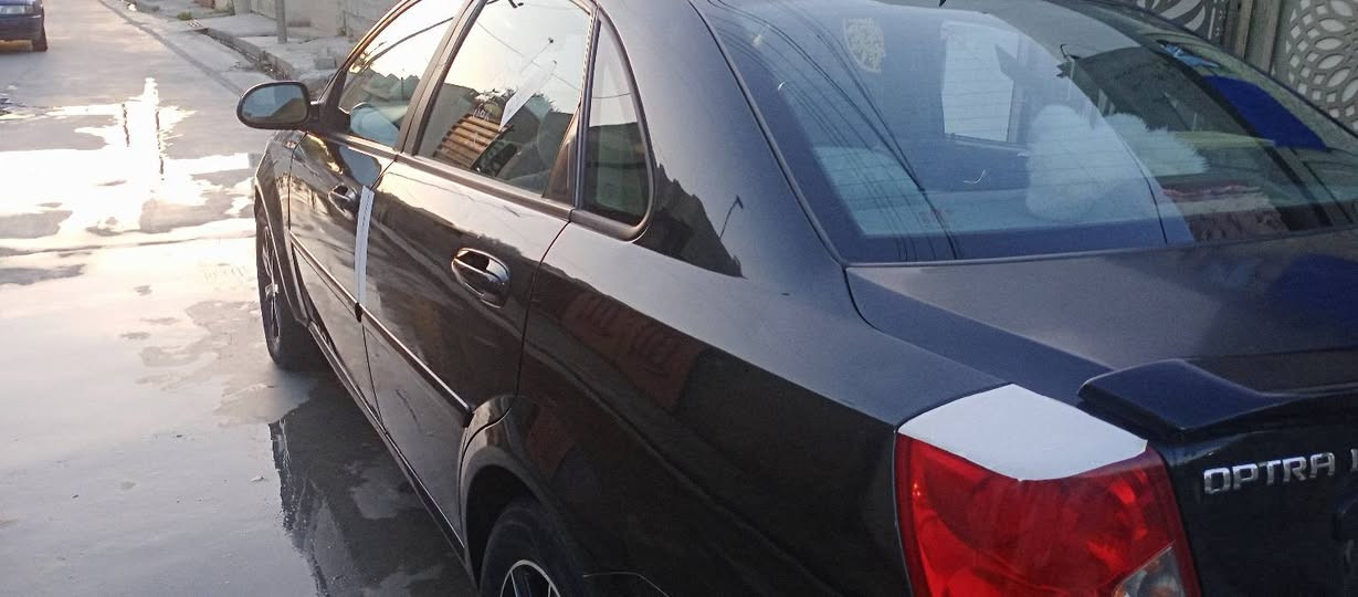 السلام عليكم 
اوبترا موديل 2009 رقم جديد سنويه 2027 ينتهي كير اوتو كير ومحرك شرط رقم سليمانيه
رقم الهاتف للاستفسار *********** كركوك, العراق
