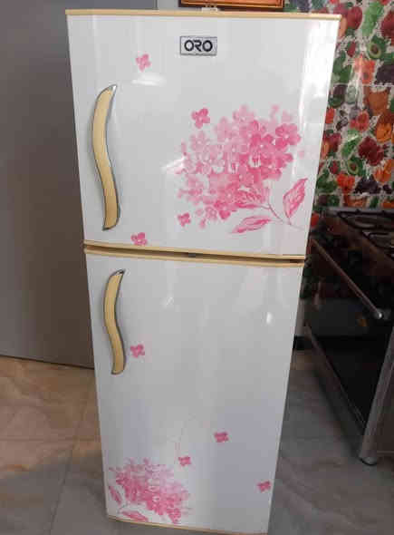 ثلاجة للبيع مكاني ابو غريب
السعر ١١٠ وبيها مجال ***********
