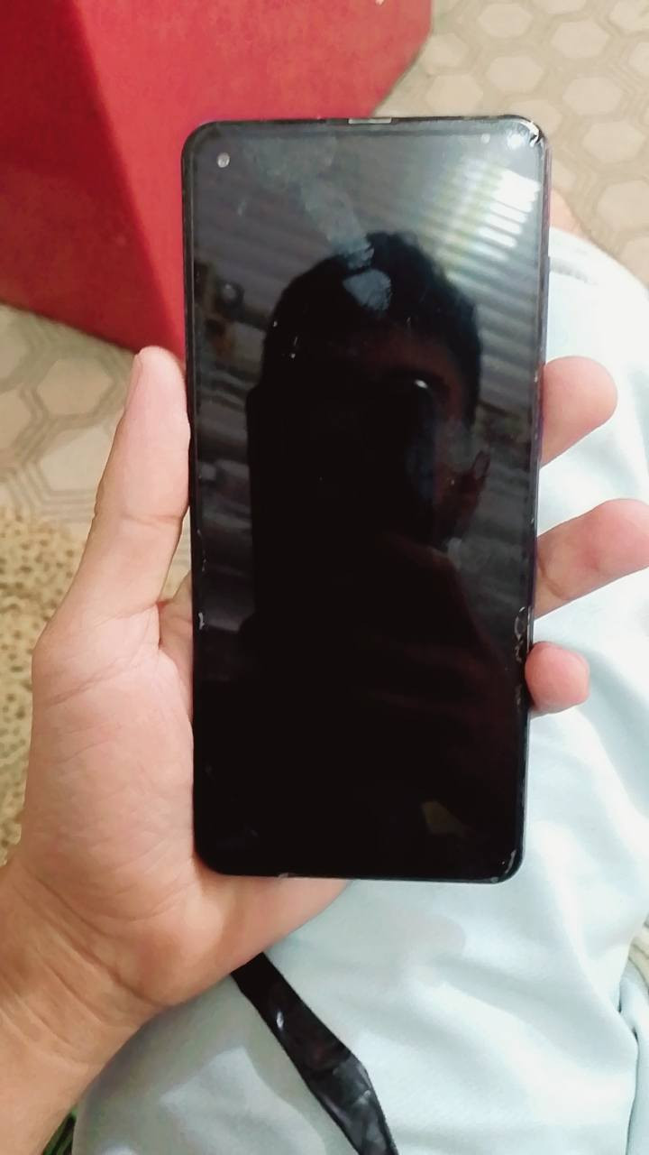 a21sمامستخدم من شتريناه لسه باب اول شرط شحن تكنيك مبايل اذا يعلك يرجع وذا بي شي يرجع فقط فطر زغير بشاشه ممثر كامرات كفر لزكه وياه 
 4شغالات بصمه  كفر مراوس ذاكره 64تايبسي شحنه


**إذا كنت صاحب هذا الإعلان وتريد حذفه لأي سبب، رجاءا أرسل رسالة إلى الدعم الفني**