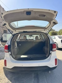 كيا سورنتو موديل2013 وارد خليجي حجم المحرك 4سلندر GDI السيارة بيها قطع...