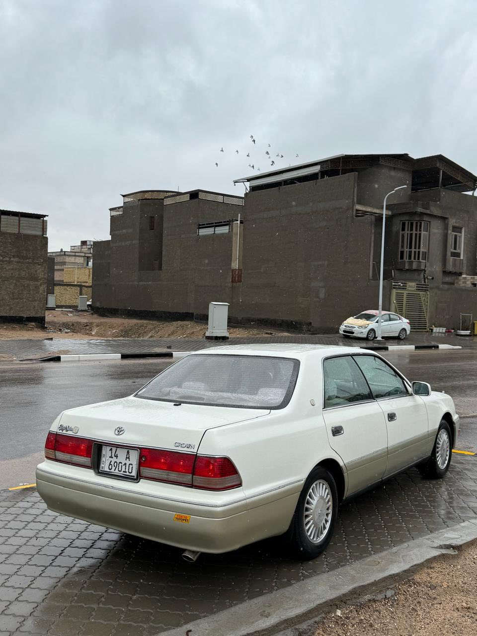 سلام عليكم راس ثور فلات رقم بصره مشروع وطني رقم انكليزي سنويه لغاية 2031تنتهي. السياره كفاله من ضربه وكص ونقل وعيب شرعي. مكينه وكير شرط كفاله حداده كارتون 100.100تبريد ثلج امامي خلفي. السياره جديده كلش شرط الف ماتخسر عليها. سعر 115مجالها قليل هاتف ***********البصره الزبير.
