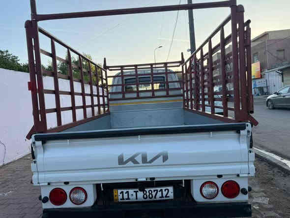 السلام عليكم كيه حمل للبيع نثيه مديل 2025 ماشيه 6000 محجر بواري جديد دوشميه ارضيه محور تانكي ابو 120 سياره جديده زيرو بعدهه باسمي رقم بغداد تحويل ثاني يوم العنوان بغداد السعر 185 وبيهه مجال رقم الهاتف ***********
