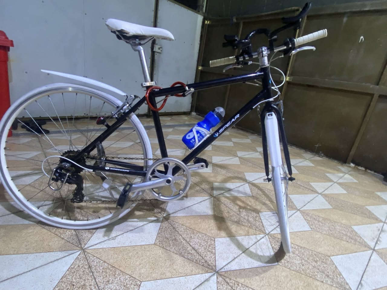 بايسكل c700 مارگه سبير  Spear لون ابيض و اسود تايرات لون ابيض حامله مطاره لون ابيض جاملغات لون ابيض سرج لون ابيض ٧ نمر ما مبدل بي اي شي مكفول من ماركه سبير بالاضافه إلى حامله أيد للسرعه لون اسود وايرات البريكات لون ابيض شاصي لون اسود  بايدرات اسود تاخذه متخسر الله شاهد شكد تنطي بي سعر وهل اكو شراي تايرات ملساء لمساعده السرعه 
للاستفسار 

‭+٩٦٤ ٧٨٩ ٢٤٨ ٨١٧٥‬
اتصل علا هذا الرقم -او اتصل ع الواتساب


**إذا كنت صاحب هذا الإعلان وتريد حذفه لأي سبب، رجاءا أرسل رسالة إلى الدعم الفني**