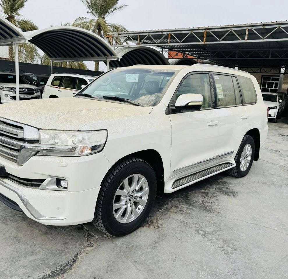 لاندكروز موديل 2018 سيارة جديدة فول موصفات

 فطيم اصل 

لون ابيض خليجي 

ماشية 140 الف كم 

السيارة جديدة بمعنى الكلمة كفاله عامة شرط الفحص 

فول مواصفات 

كامرات محطية 
8 ايرباك
تخم تايرات
رقم اربيل الجديد
كشنات جلد
شاحن 
2 كشن كهرباء
زراك لايت

رقم اربيل دولي تحويل او وكالة بالخدمة 

مكان السيارة | مشروع المسيب 

السعر 505 ورقات وبي مجال 

الشراي يتصل وبالخدمة 

***********
