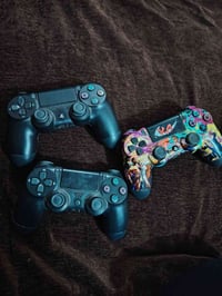 جوستيك PS4 • ٣ وحدات • نجف