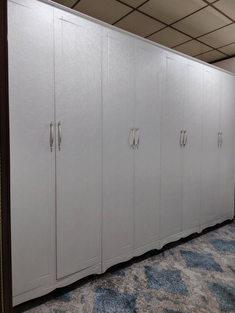 مەعزس 4مەتڕ پالاپرس لوک بوفروشتن بەرزێ دوو مەتڕ نێو
قوڵێ 70تاێە
سعڕی ملنوێنک مەعالمە ناونێشان ناحێەێ رزگاڕێ
***********
