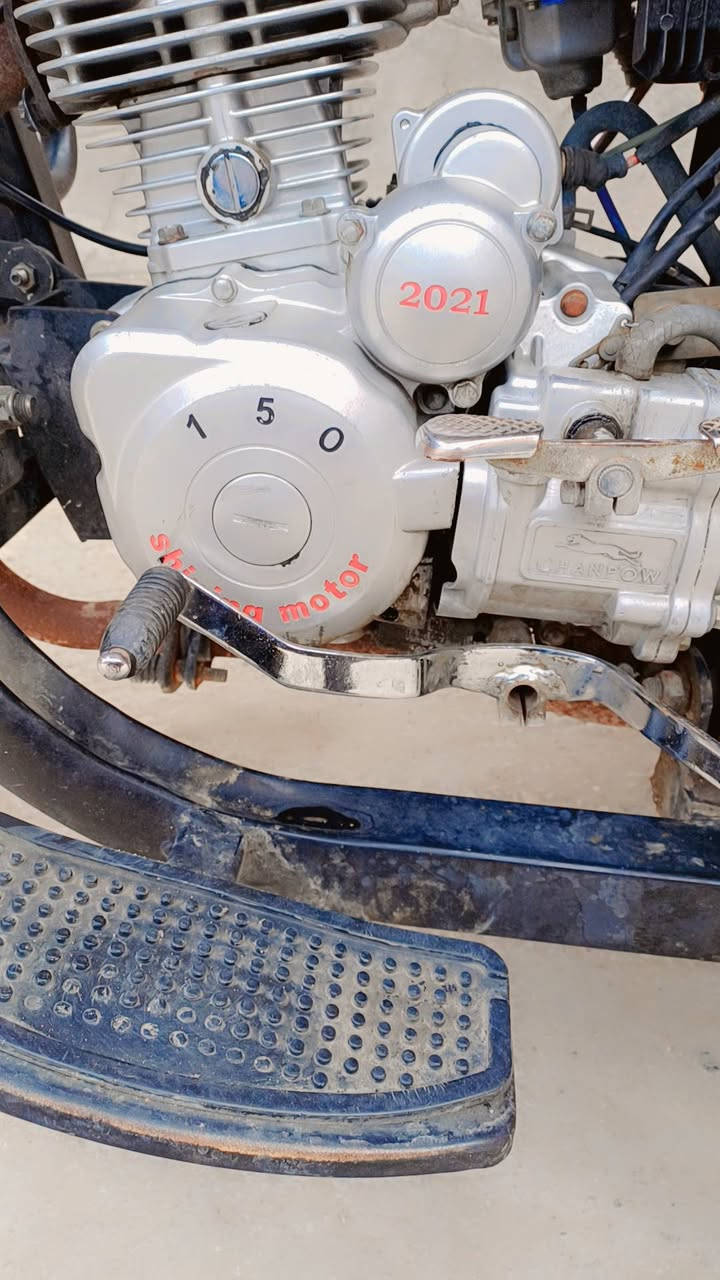 طرطورةام طير موديل2021للبيع مسجلة ارقام وسنوية موجودة شراي يتفضل يتصل *********** العنوان رمادي5كيلو وانطيك بيهة تراي م̷ـــِْن الرمادي البغداد
