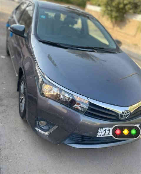 السلام عليكم 

كورلا خليجي موديل 2014 

محرك 1600 

ماشية 155 km

بدون صبغ بدون تبديل فقط مكانات بارد اثر طخات بسيطة كير محرك نضيف جدا 

تبريد ثلج

السعر 130

للاستفسار الاتصال على ***********
