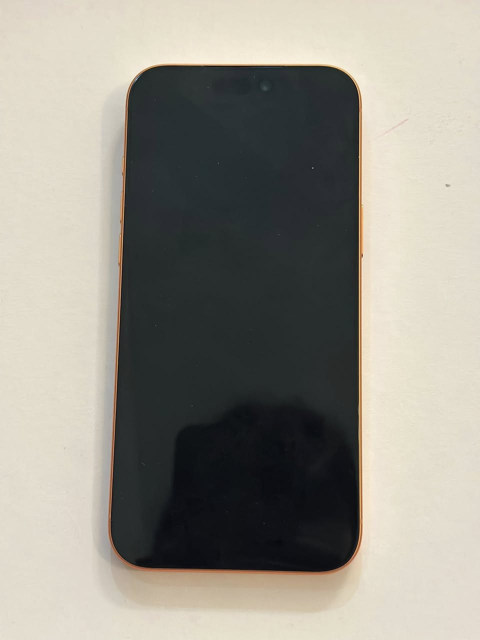 السلام عليكم جهاز للبيع 17برو مكس عربي شرق اوسط كامل ملحقات بطاريه ١٠٠مستخدم شهرين عددالدورات٥٦مبايل كلش نضيف راسلني واتساب  *********** سعر ملونين و٥٠مكاني واسط صويرة
