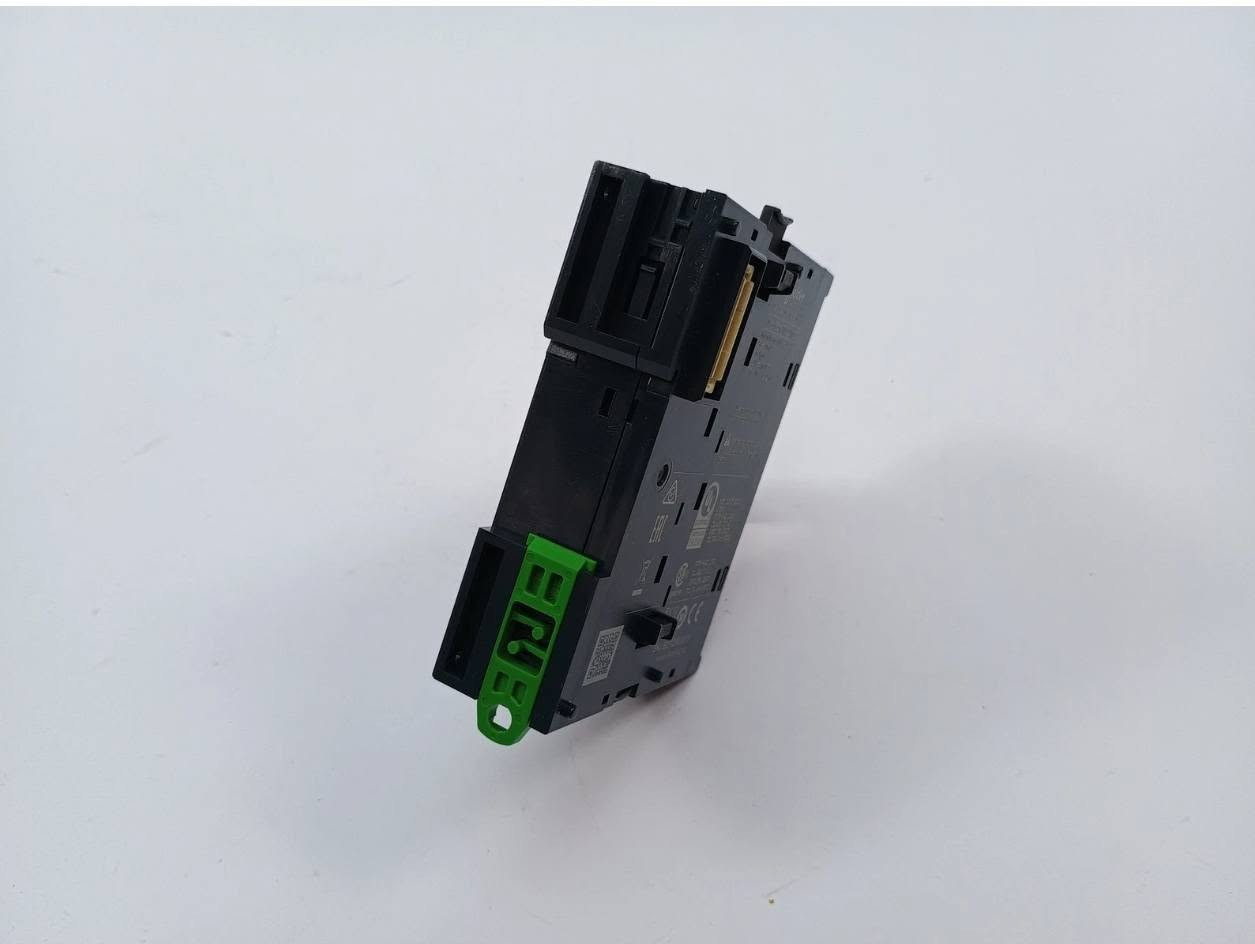 السلام عليكم 

قطع شنايدر plc احد تخدمه ينطيني بيهه سعر مناسب


**إذا كنت صاحب هذا الإعلان وتريد حذفه لأي سبب، رجاءا أرسل رسالة إلى الدعم الفني**