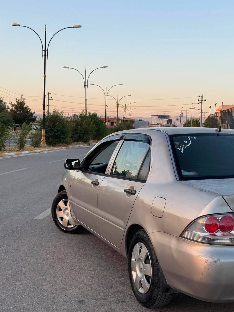 بەناوی خوای گەورە
لانسەر 2007 بۆفرۆشتن
گێڕو مەکینەی پاکە تەنها کەمێک سەرفی هەیە ئەویش لەچاومۆدێلەکەی نەکرانەوەی مەکینەکەی بەعەیب ناشێ

دوپارچەو نیوی بۆیاخە لەسەر کاڵ بوونەوە+کاڵ بونەوەی هەیە

سەنەوی بەسەر چوە بەناوکردن و وەکالەت بەزەمان

پێش و پشتی کەپسە

تەبرید لەسەر سویچ
 
کامل مەسروف و سێرڤسکراوەبۆ مەسروف مەگەڕێ

چوار تایەی لۆکی لەژێرە

تازە ڕۆنم بۆگۆڕیوە 

بەرگەکوشنی لۆکی تێگیراوە

سەیارەی مەعرەزنیە سێ ساڵە لای خۆمە ماڵی دۆستەو پاک و نمونەیە 

نرخی:69گەڵاو مەعامەلەیەکی برایانە 
تکایە موشتەری نیت سەری خۆت و ئێمەش مەیەشێنە 

T:***********
***********

#Admin
