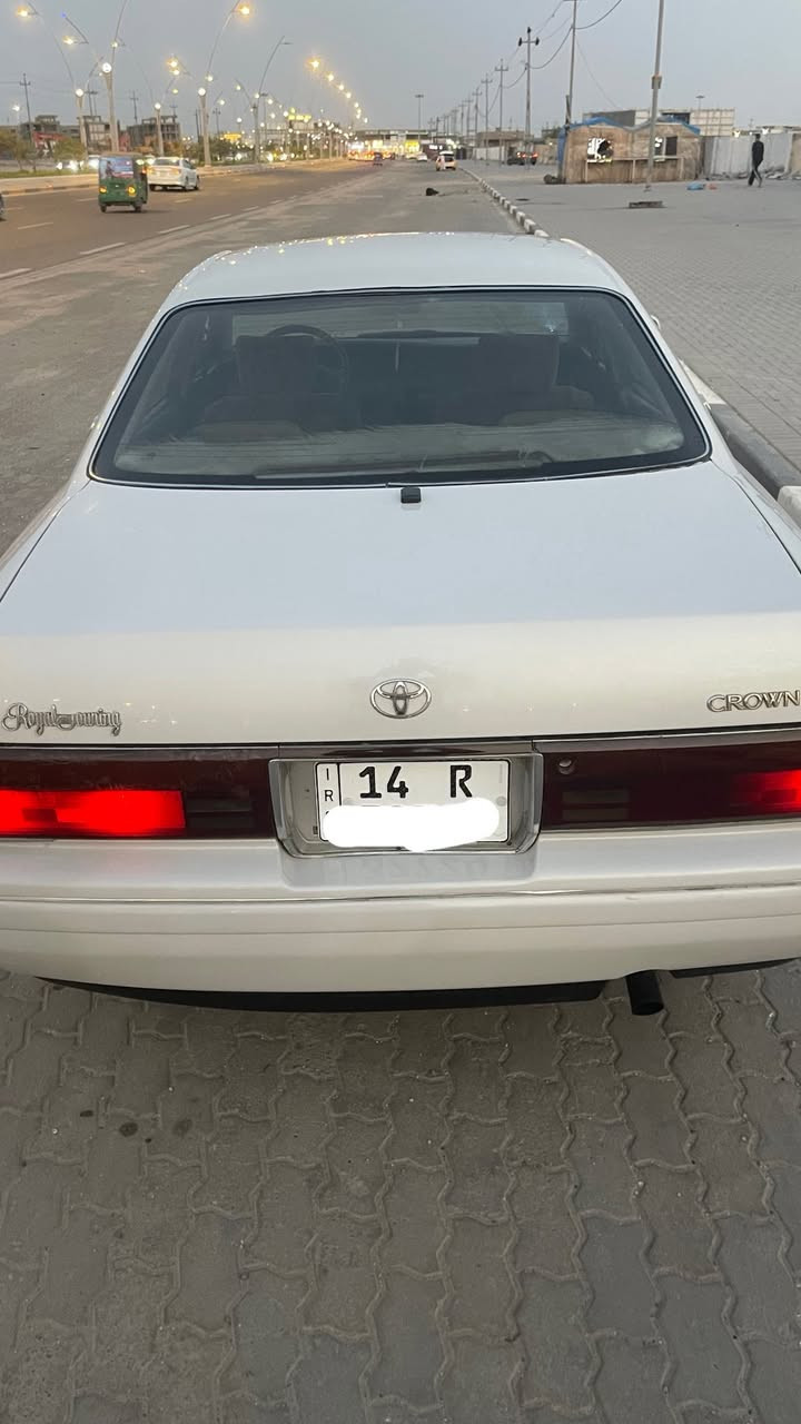 السلام عليكم
بطة فصل  
كفاله من الضربه والكص والنقل جثه
مكينه و كير حداده 100% جاهزه 
سنويه ل2031 رقم انكليزي تحويل ثاني يوم
لايت زنون كهربائيات جاهزه تخم تاير
السعر ٦٥ وبيها مجال حك الجيه
البصره المطيحه
***********
