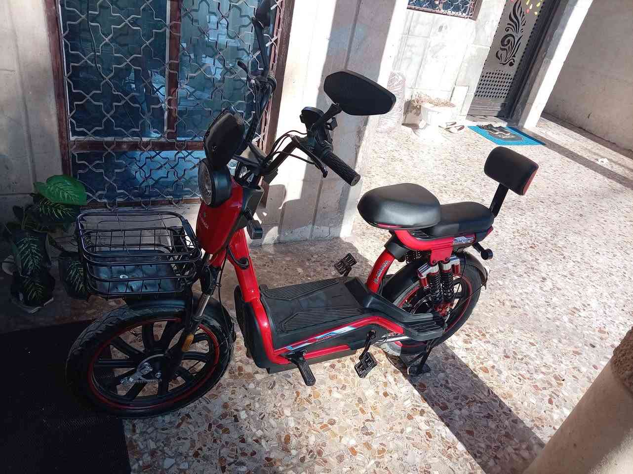 سلام عليكم موطور شحن مصرلي سبوع من اخذته بعده جديد 
عارضه للبيع سعر 500وبي مجال شي قليل 
الشراي يجي تصال او وتساب ***********
