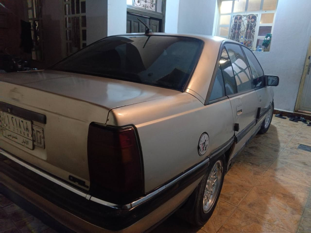 السلام عليكم اوبل اوميكا للبيع
السيارة نضيفه محرك كير كله شرط ترايك وين ماتريد 

سماعات +شاشه كلشي جاهز 

كهربائياته كله شغاله السعر 32 

تحويل شوكت ماتريد وصاحب السياره موجود

المكان السياره الرمادي

الاتصال على الرقم (***********)

#ادمن
