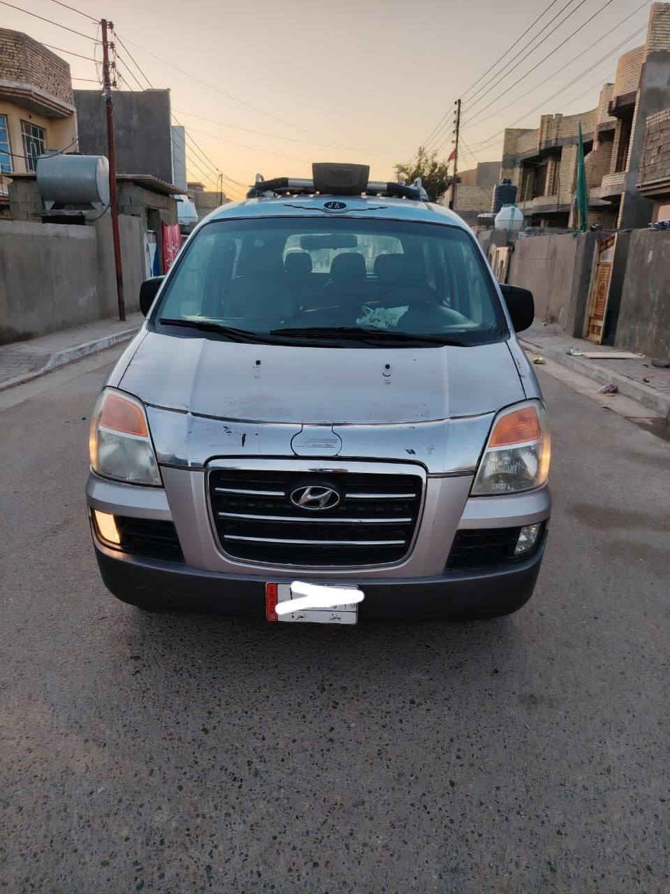 السلام عليكم للبيع ستاركس 2007 سيارة مكفولة كفالة عامه مكينه وكير كسن مكفولات تبريد شغال ثلج حداديه كلها جديده شواصي كلها جديدات مكان بغداد رقم ***********
