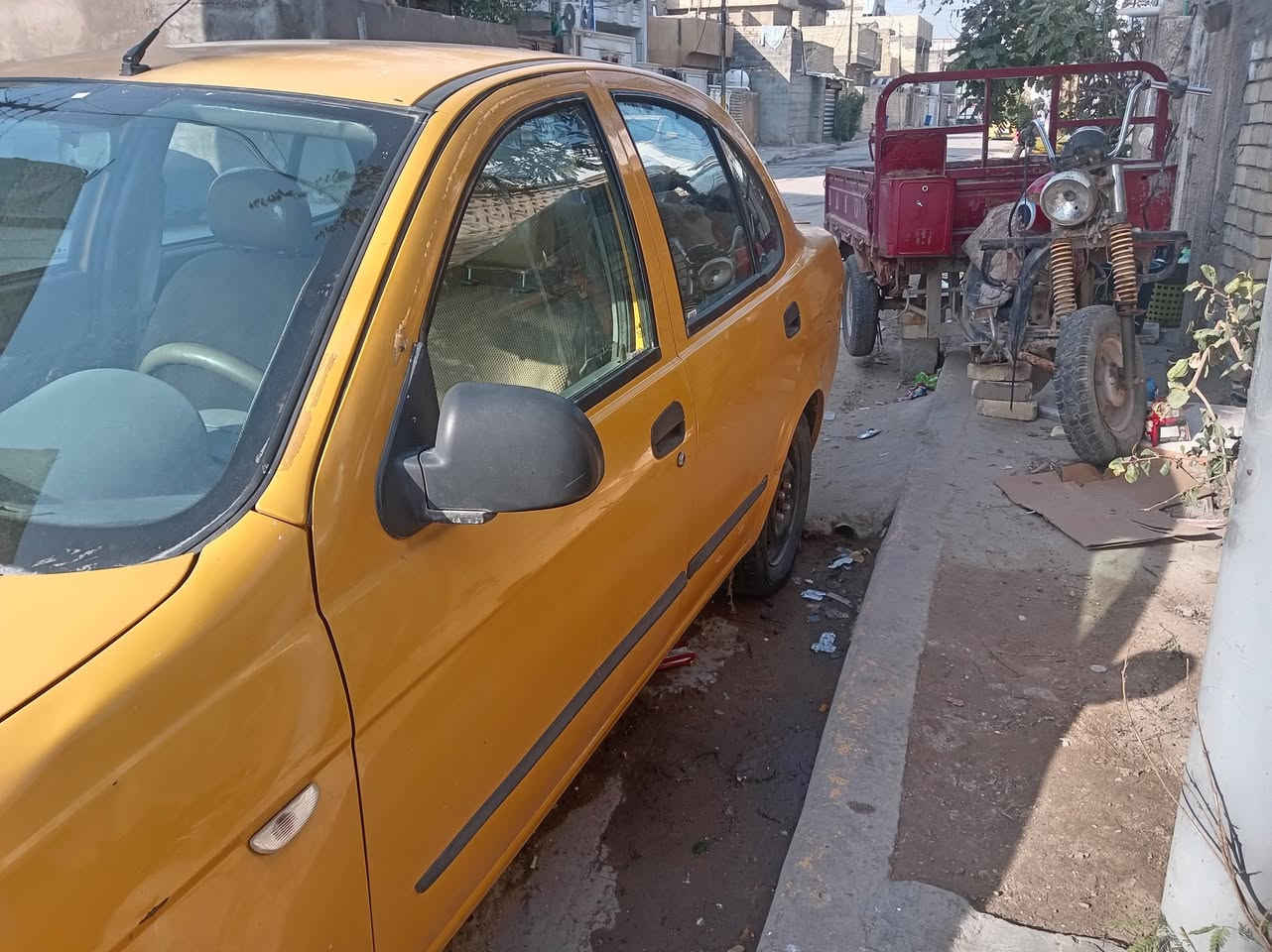 السلام عليكم عندي سياره طيبه موديل 17 سياره حلوه بسمي بيه صبغ بنيد فقط السعر ٤٤ موديل *********** عباس
