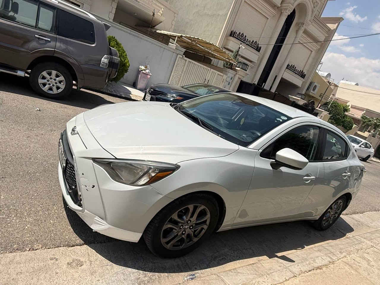 Toyota yars 2019 makina 1.5L 
1 parcha sbuxa 
Airbag nataqia أربيل, العراق


**إذا كنت صاحب هذا الإعلان وتريد حذفه لأي سبب، رجاءا أرسل رسالة إلى الدعم الفني**