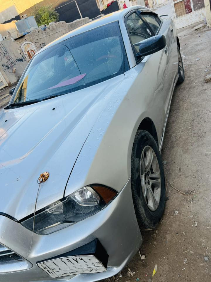 للبيع دوج جارجر ٢٠١٢
السياره مال جناي حلوه ومكفوله ماناقصها اي شي 
كير مكينه كله مكفول 
صدر امامي خلفي كله جديد
السياره مصبوغه حزام شرط بدون دكه جاكوج او معجون 
ضررها جامرلوغ خلفي بسيط بدون دواخل بدون تكم
شاصي لغد كله مكفول وبشرط 
محرك V6
سعر ١٢٧ بي مجال بسيط 
***********
ديالى بعقوبة
